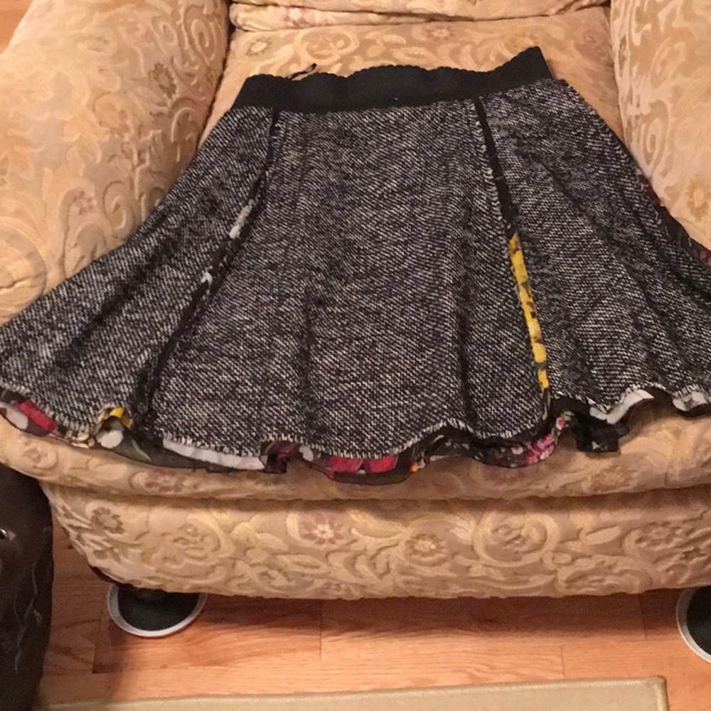 Dolce and Gabanna skirt